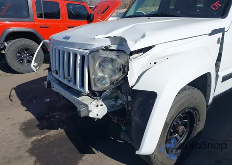 2012 Jeep Liberty Sport z USA, uszkodzony, nr VIN 1C4PJMAK0CW109370